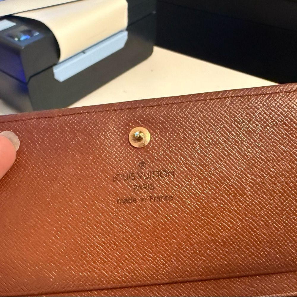 Louis Vuitton Tresor wallet in Monogram free Gold Chain - Picture 7 of 14